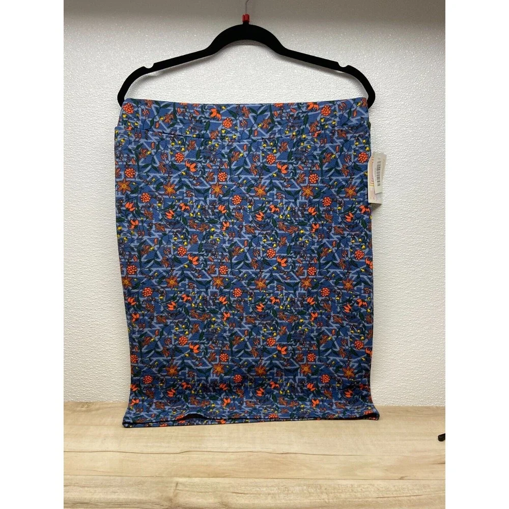 LulaRoe Cassie Skirt Stretch Pencil Style Size: L